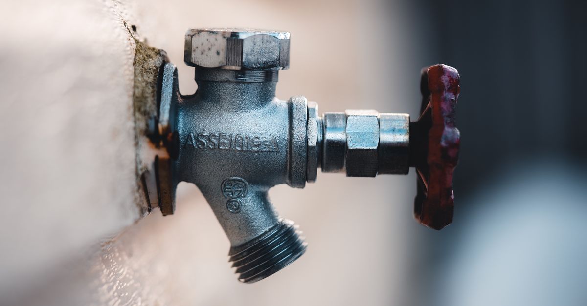 How to Efficiently Maintain Your Hot Water System